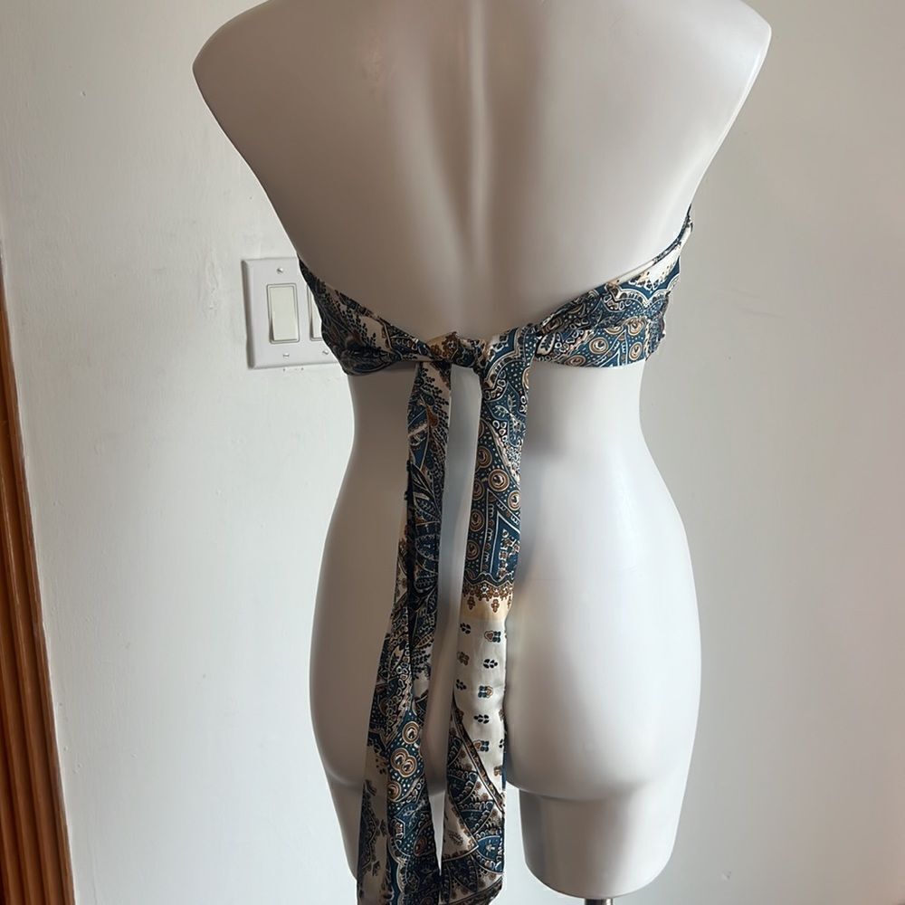 Crop top  - Picture 8 of 11